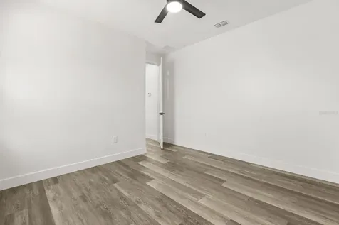 321 Watershore Drive Leesburg FL 34748