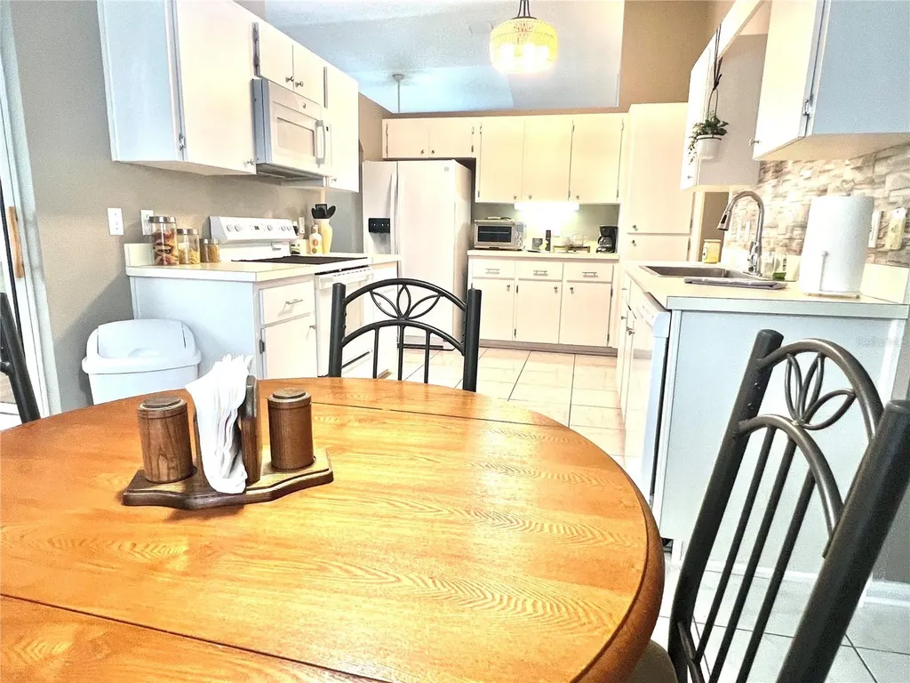 2100 NW 50th Circle Ocala FL 34482