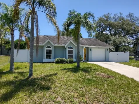 4707 Barrett Court Tampa FL 33617