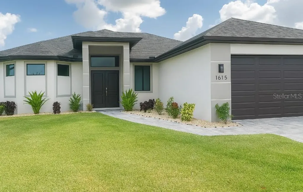 1615 NE 17th Street Cape Coral FL 33909