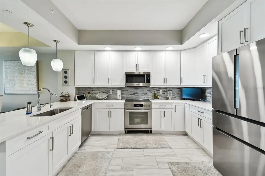 415 Island Way Clearwater Beach FL 33767