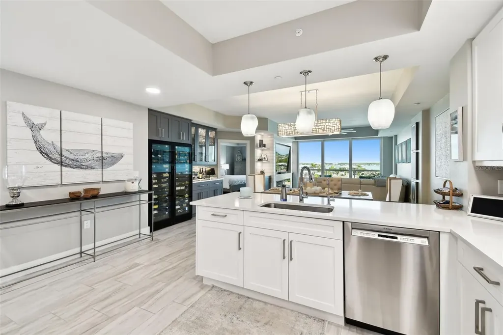 415 Island Way Clearwater Beach FL 33767