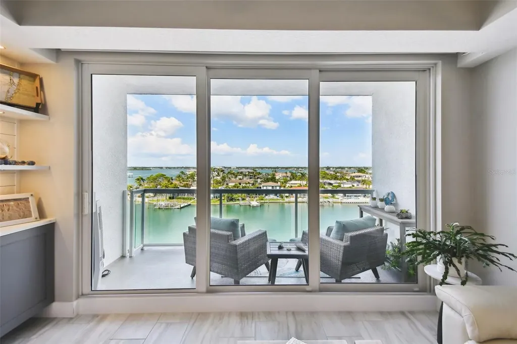415 Island Way Clearwater Beach FL 33767