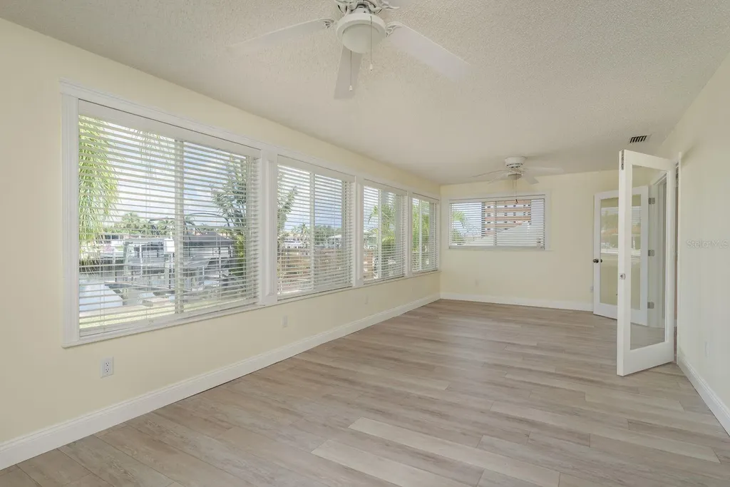 5008 Glenn Drive New Port Richey FL 34652