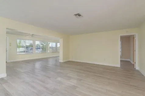 5008 Glenn Drive New Port Richey FL 34652