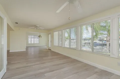 5008 Glenn Drive New Port Richey FL 34652
