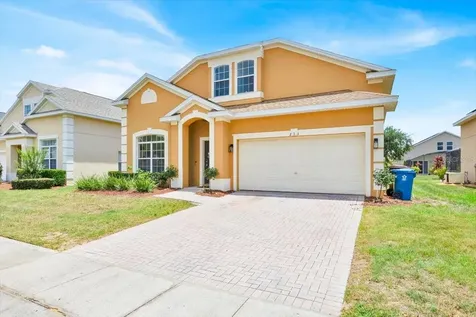 233 Cadiz Loop Davenport FL 33837