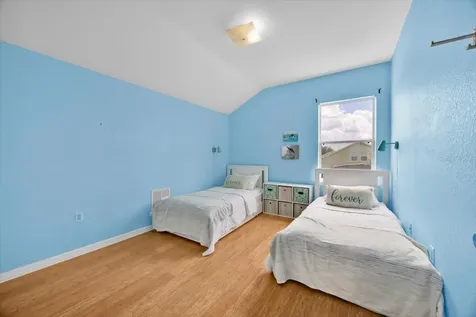 233 Cadiz Loop Davenport FL 33837