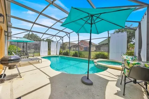 233 Cadiz Loop Davenport FL 33837