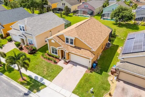 233 Cadiz Loop Davenport FL 33837