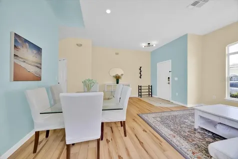 233 Cadiz Loop Davenport FL 33837