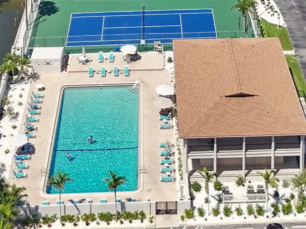 6415 Midnight Pass Road Sarasota FL 34242