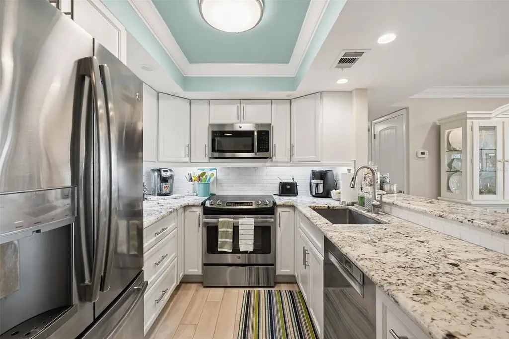6415 Midnight Pass Road Sarasota FL 34242