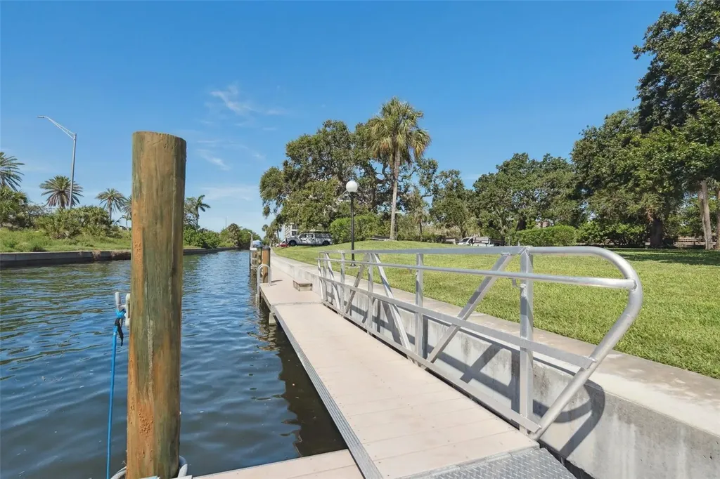 6415 Midnight Pass Road Sarasota FL 34242
