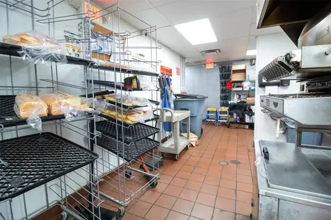 504 W Vine Street Kissimmee FL 34741