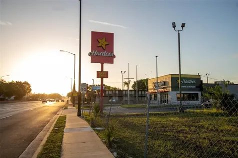 504 W Vine Street Kissimmee FL 34741