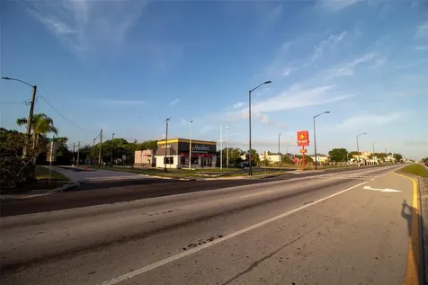 504 W Vine Street Kissimmee FL 34741