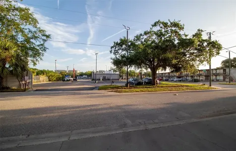 504 W Vine Street Kissimmee FL 34741