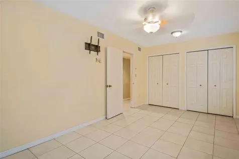 180 Palmetto Circle NE Port Charlotte FL 33952
