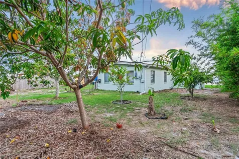 180 Palmetto Circle NE Port Charlotte FL 33952