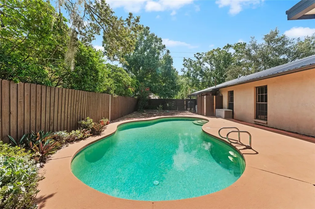 3011 Lake Ellen Drive Tampa FL 33618