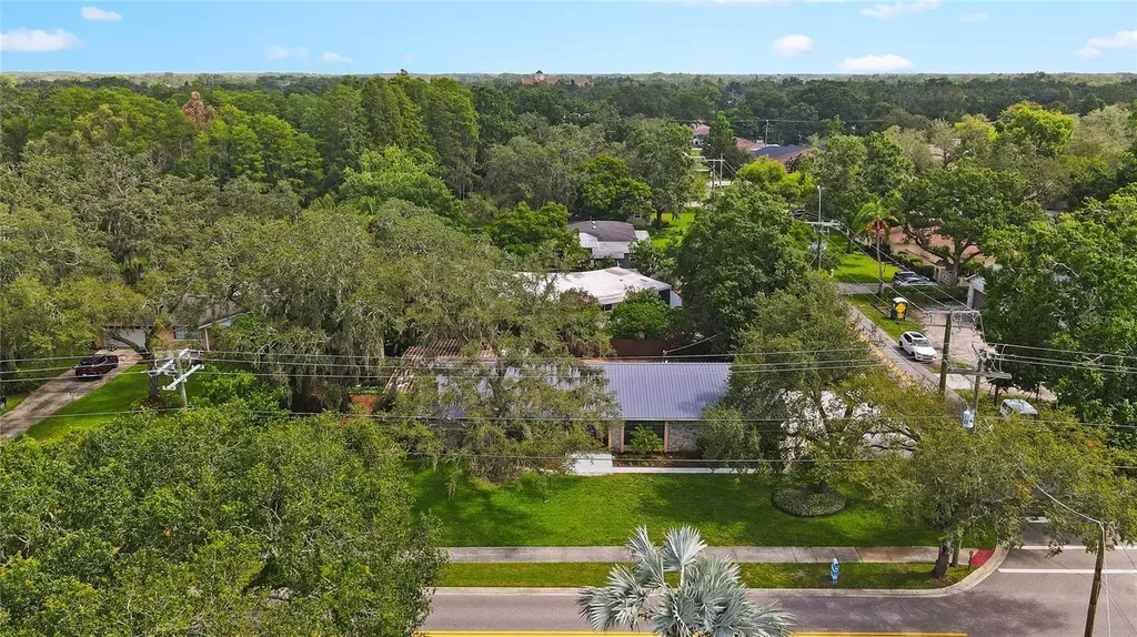 3011 Lake Ellen Drive Tampa FL 33618