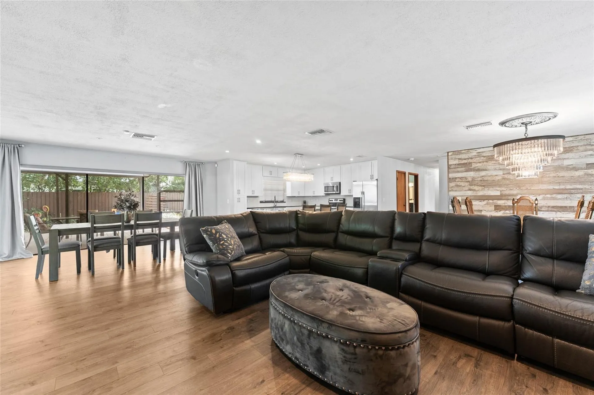 3011 Lake Ellen Drive Tampa FL 33618