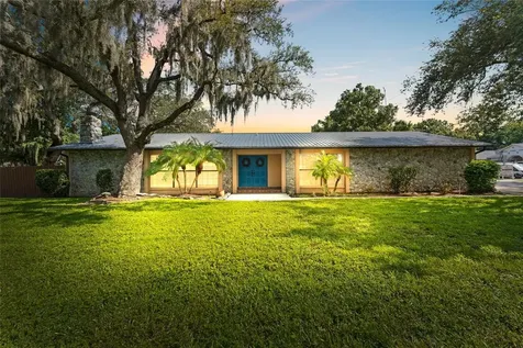 3011 Lake Ellen Drive Tampa FL 33618