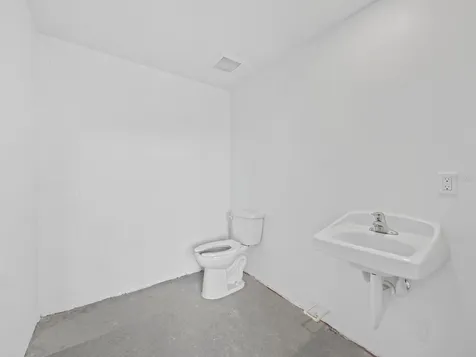 829 57th Street E Bradenton FL 34208