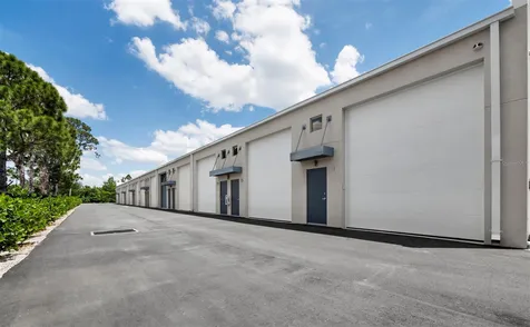 829 57th Street E Bradenton FL 34208