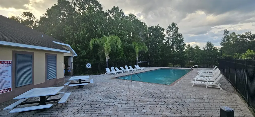 9637 Silver Buttonwood Street Orlando FL 32832