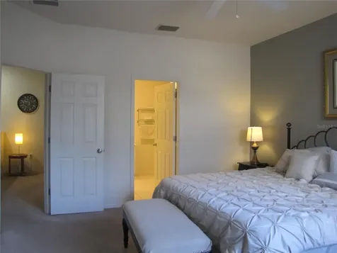3461 Parkridge Circle Sarasota FL 34243
