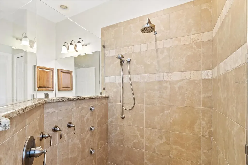 6216 Donnington Court Sarasota FL 34238