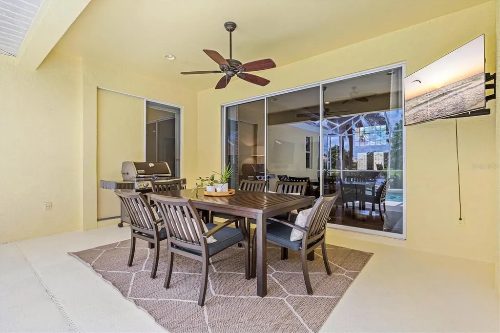 6216 Donnington Court Sarasota FL 34238