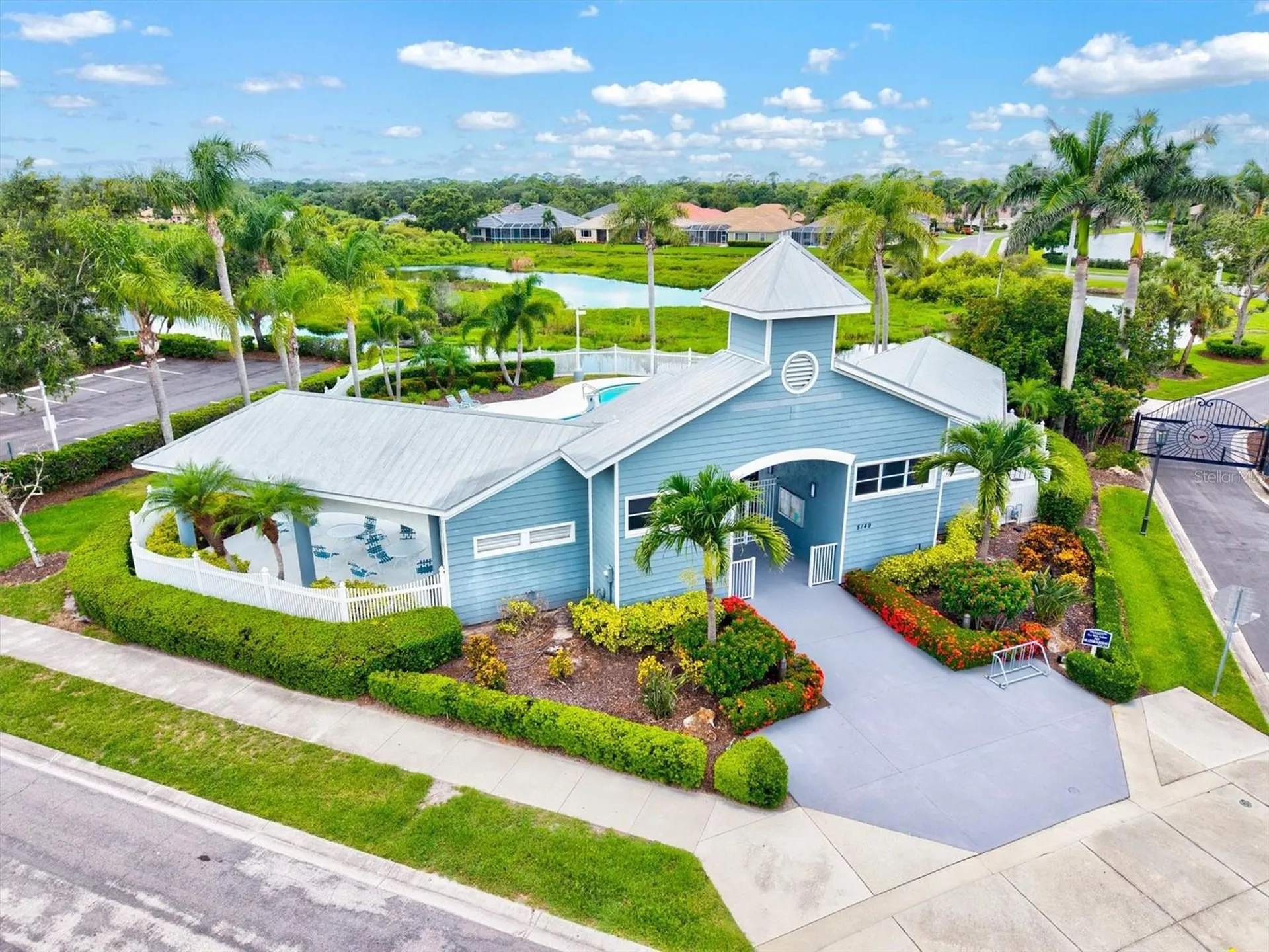 6216 Donnington Court Sarasota FL 34238