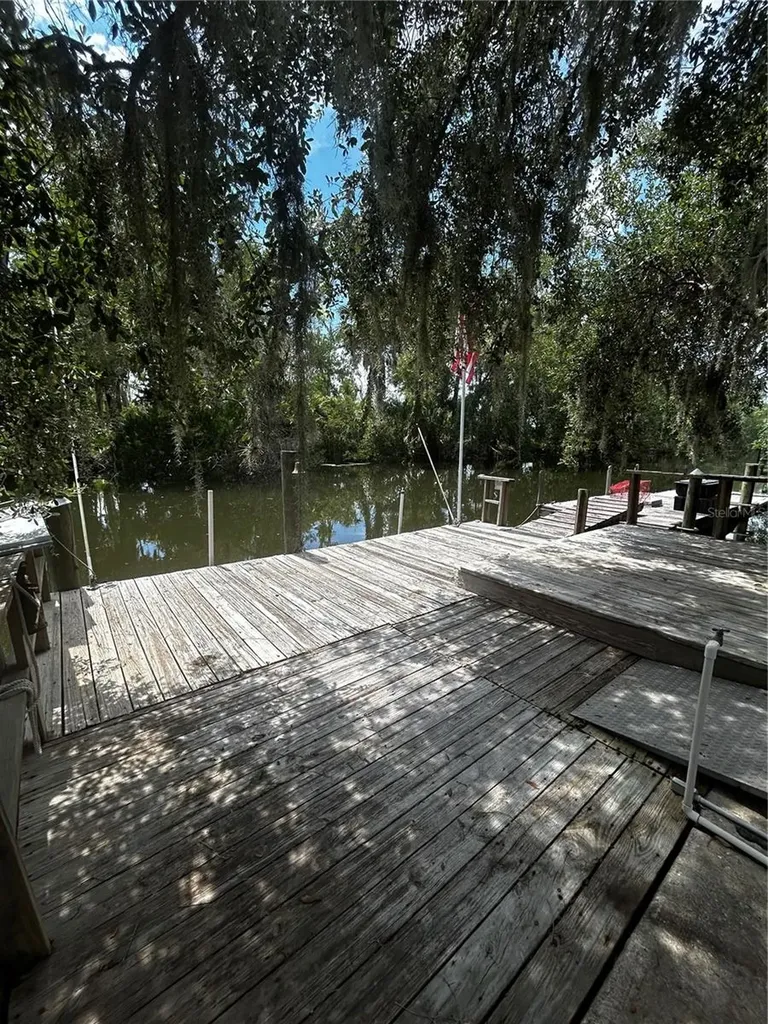 2380 N Watersedge Drive Crystal River FL 34429