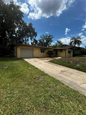 2380 N Watersedge Drive Crystal River FL 34429