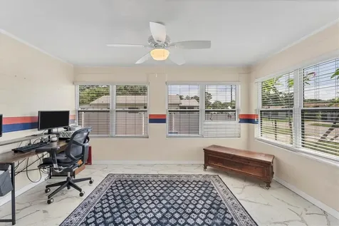 401 N Jefferson Avenue Sarasota FL 34237