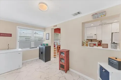 401 N Jefferson Avenue Sarasota FL 34237