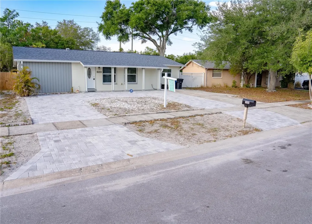2908 Edenwood Street Clearwater FL 33759
