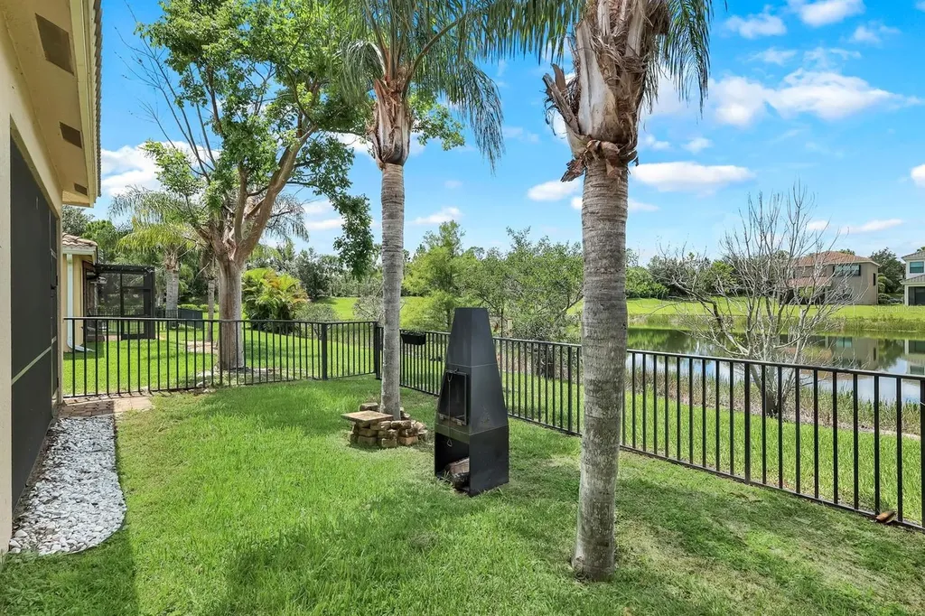 10490 Spruce Pine Court Fort Myers FL 33913