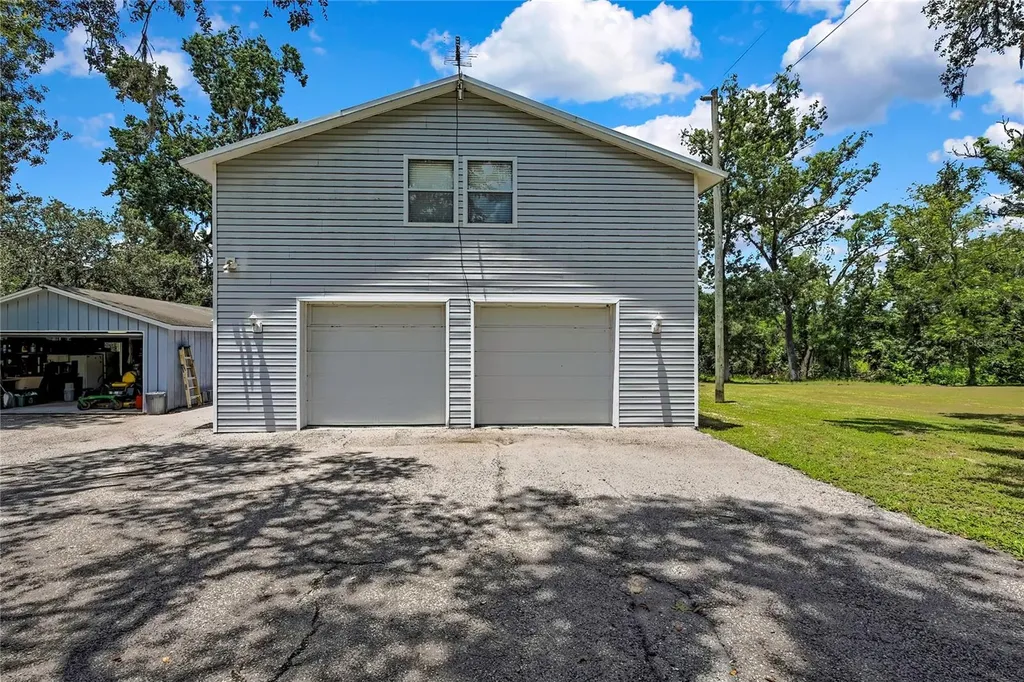 21451 Us Highway 98 Dade City FL 33523
