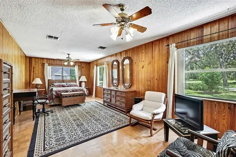 21451 Us Highway 98 Dade City FL 33523
