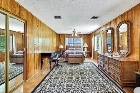 21451 Us Highway 98 Dade City FL 33523