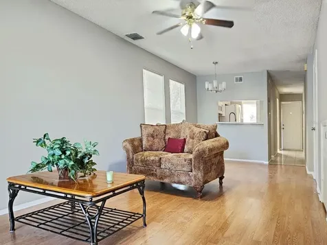 7148 E Bank Drive Tampa FL 33617