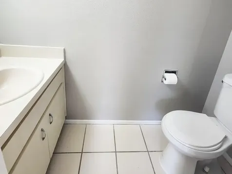 7148 E Bank Drive Tampa FL 33617