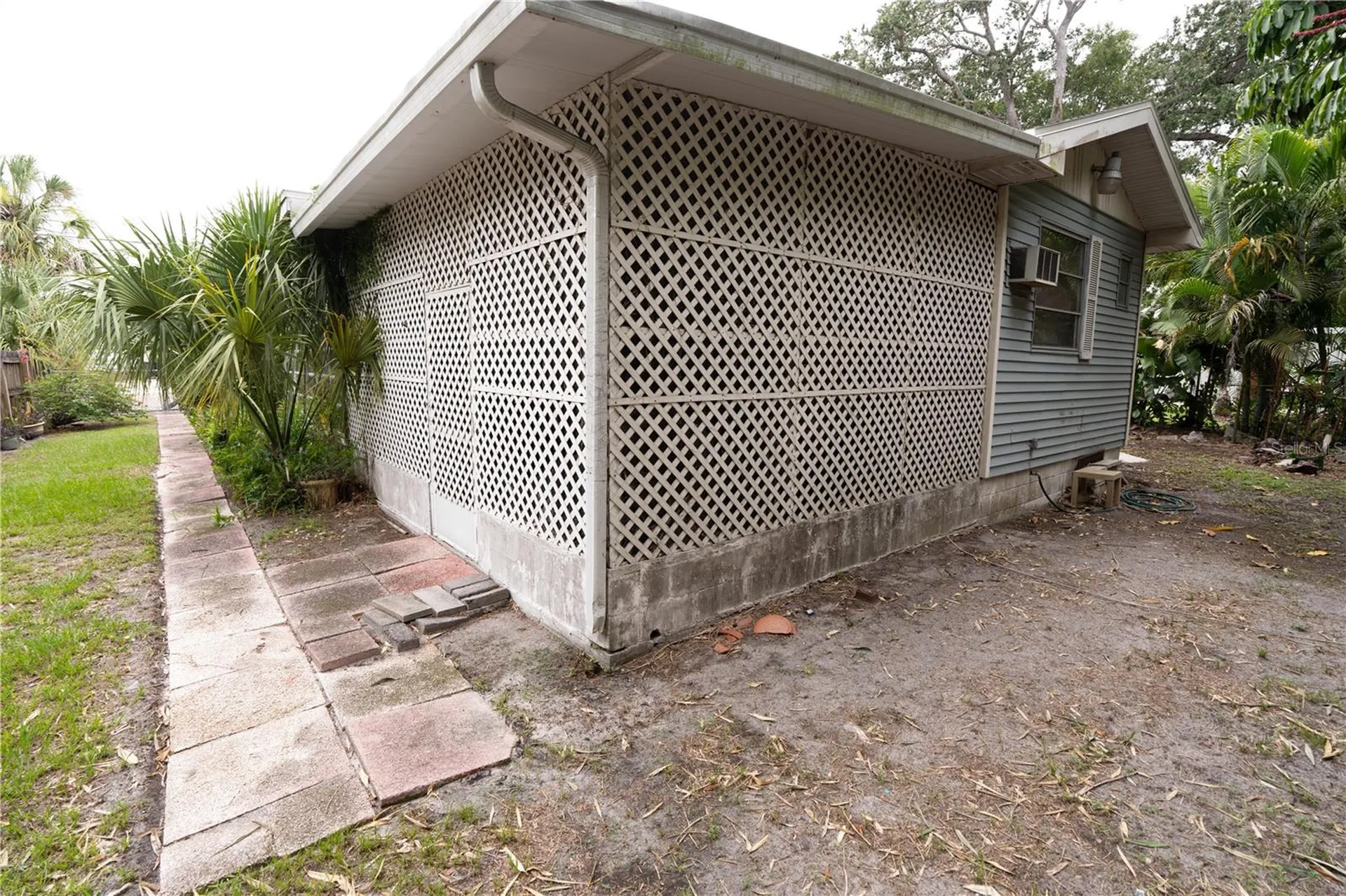 307 W Osborne Avenue Tampa FL 33603