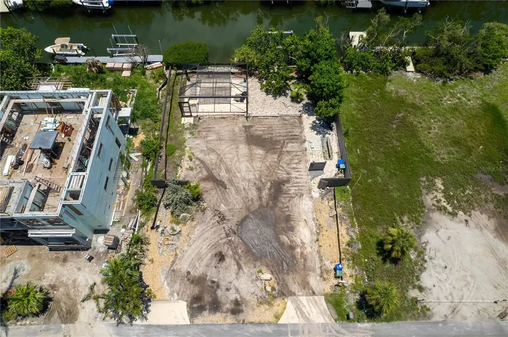 640 Lyons Lane Longboat Key FL 34228