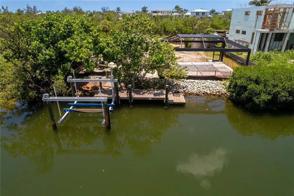 640 Lyons Lane Longboat Key FL 34228