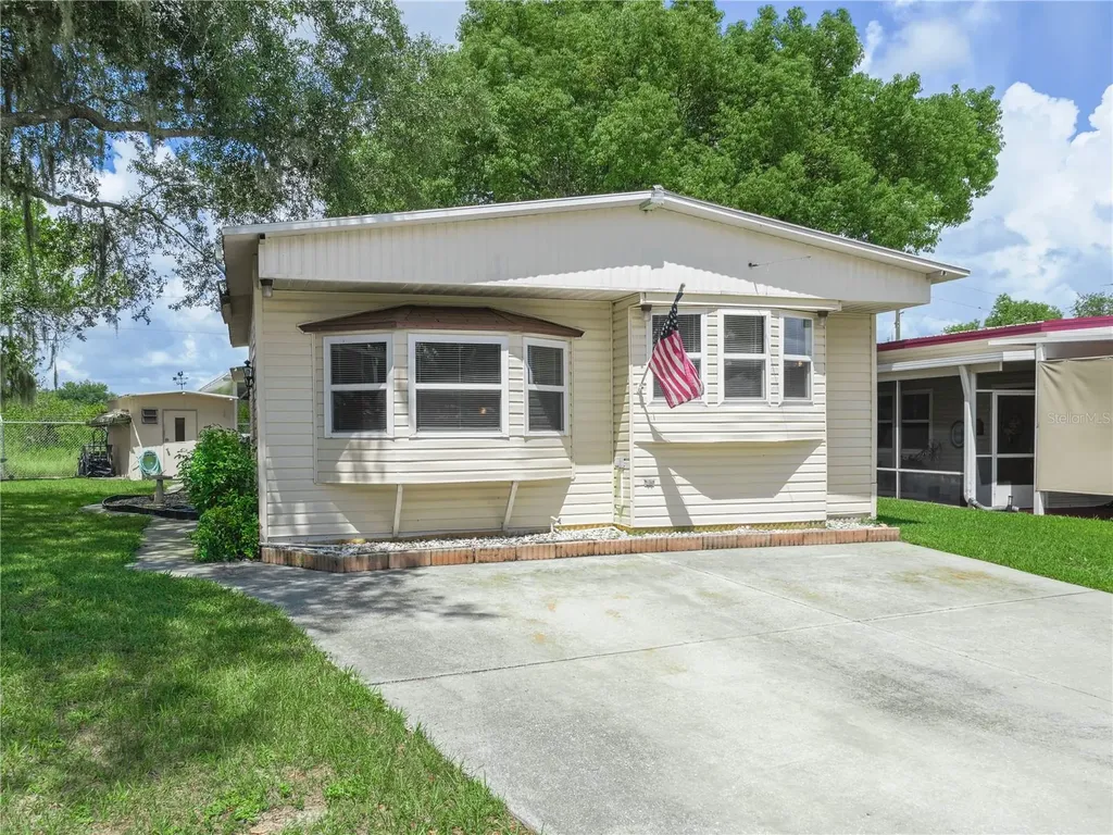34 Silversides Street Lake Wales FL 33898